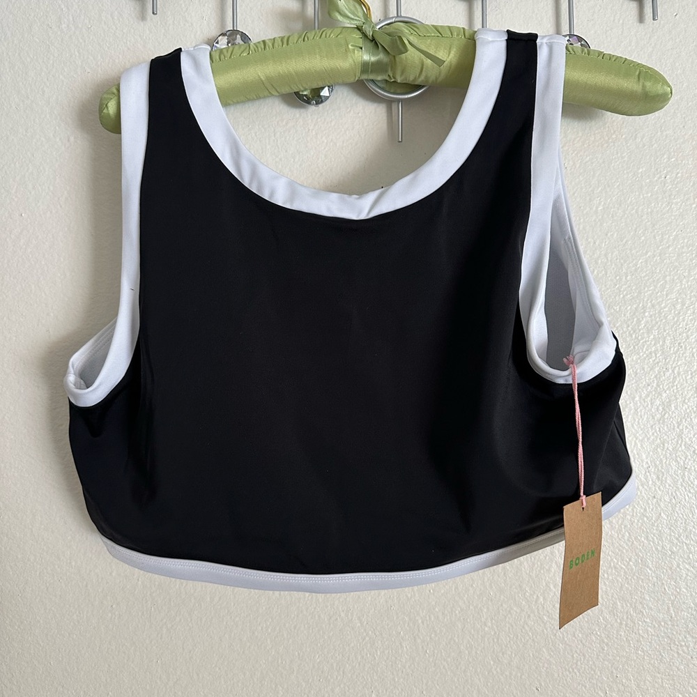 BODEN Black and White Crop Top